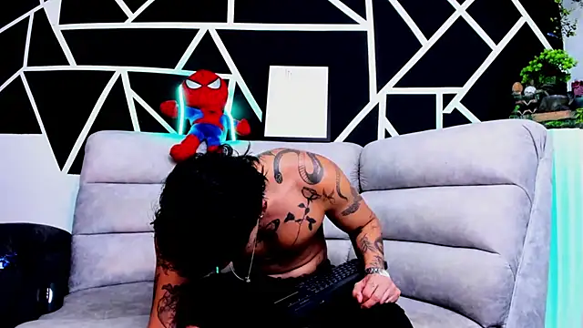 Snapshot of JUSTIN_FULLER1 chatting on March 20, 2025, 9:56 pm JUSTIN FULLER1 online show from March 20, 2025, 9:56 pm