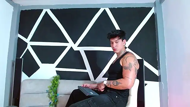 Snapshot of JUSTIN_FULLER1 chatting on November 26, 2025, 4:07 pm JUSTIN FULLER1 online show from November 26, 2025, 4:07 pm