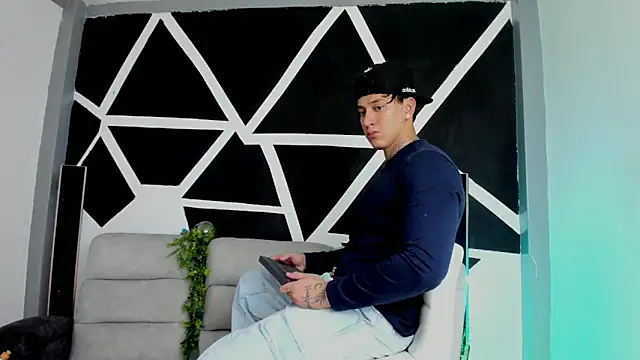 Snapshot of JUSTIN_FULLER1 chatting on November 8, 2025, 12:03 am JUSTIN FULLER1 online show from November 8, 2025, 12:03 am