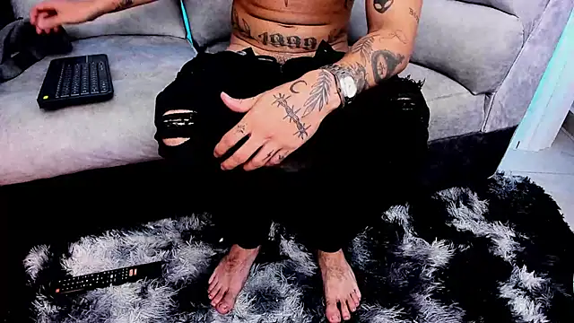 Snapshot of JUSTIN_FULLER1 chatting on March 20, 2025, 6:53 pm JUSTIN FULLER1 online show from March 20, 2025, 6:53 pm