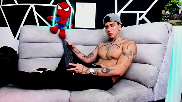 Snapshot of JUSTIN_FULLER1 chatting on March 23, 2025, 3:54 am JUSTIN FULLER1 online show from March 23, 2025, 3:54 am