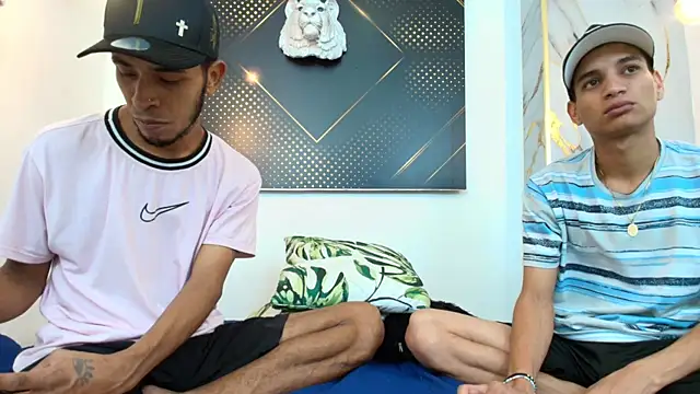 JordanAndAndrew online show from December 3, 2025, 9:25 pm