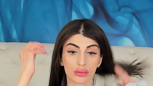 Snapshot of SkinnyDolly chatting on February 20, 2026, 9:50 pm SkinnyDolly online show from February 20, 2026, 9:50 pm