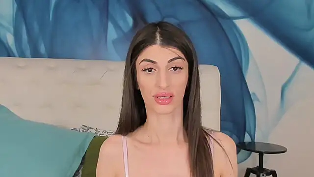 Snapshot of SkinnyDolly chatting on January 5, 2026, 8:45 pm SkinnyDolly online show from January 5, 2026, 8:45 pm