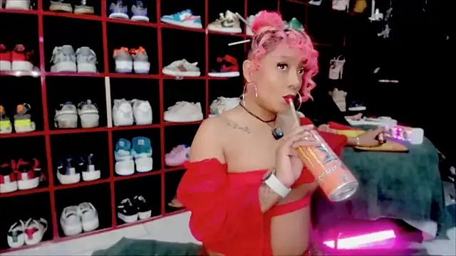 Snapshot of Indianbrownie chatting on February 8, 2026, 9:56 pm Indianbrownie online show from February 8, 2026, 9:56 pm