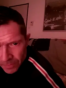 crems77 online show from March 5, 2026, 1:24 am