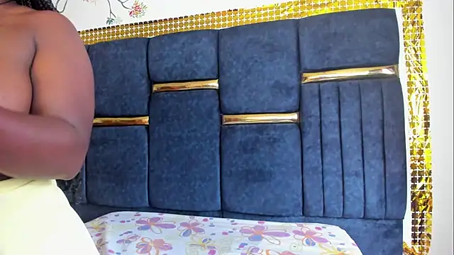 skaysanchez1 online show from December 17, 2025, 2:55 pm