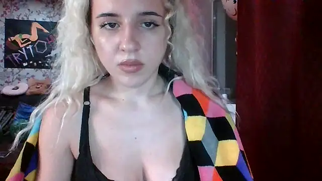 Puregirlaa online show from January 10, 2025, 8:04 pm