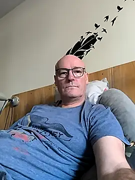 Snapshot of bogland33 chatting on October 12, 2025, 3:02 pm bogland33 online show from October 12, 2025, 3:02 pm