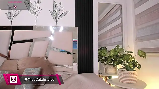 Snapshot of miss_catalinaa chatting on May 15, 2026, 12:14 pm miss catalinaa online show from May 15, 2026, 12:14 pm