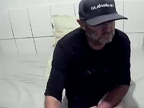 pierdona online show from February 19, 2026, 7:44 pm