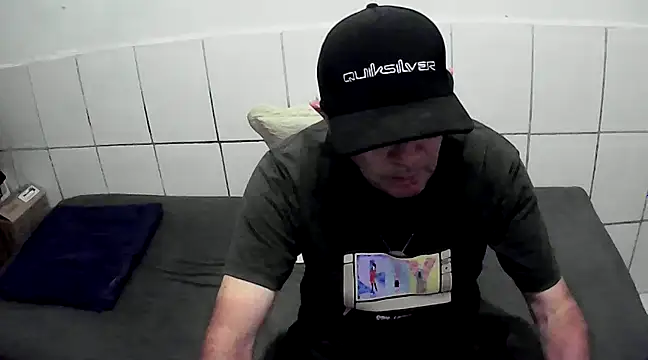 pierdona online show from March 21, 2025, 8:08 pm