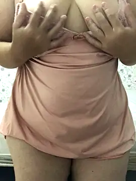 ahross online show from October 31, 2025, 9:28 am