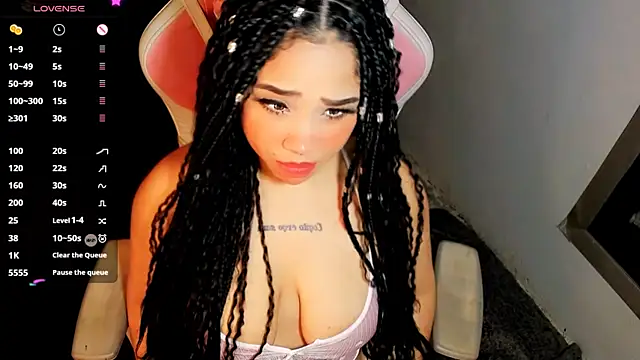 MimiRodriguez online show from March 11, 2025, 12:44 am