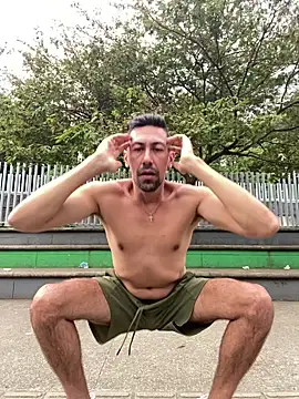 dantedesirexx online show from December 3, 2025, 7:24 pm