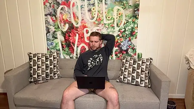 DaddydayDrinkzz online show from May 31, 2026, 4:40 am