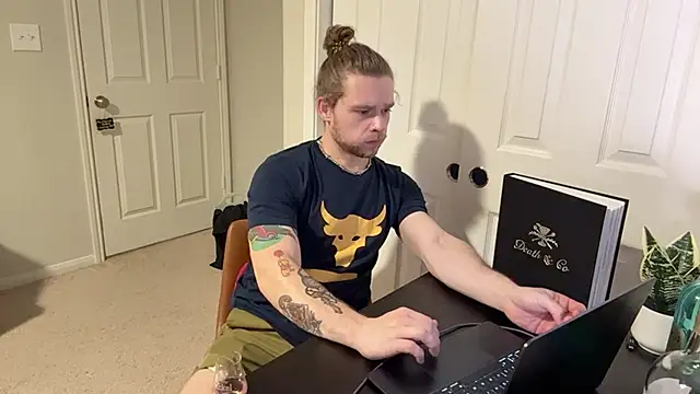 Snapshot of DaddydayDrinkzz chatting on March 1, 2025, 6:35 am DaddydayDrinkzz online show from March 1, 2025, 6:35 am