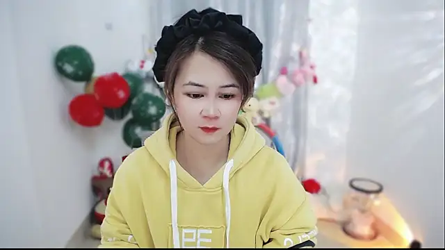 Fan ting online show from February 9, 2026, 2:42 am