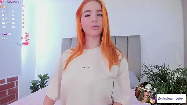 Snapshot of Niicoleta chatting on October 22, 2025, 7:13 pm Niicoleta online show from October 22, 2025, 7:13 pm