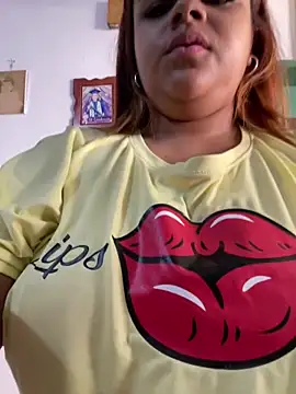 Snapshot of Evabigass chatting on June 22, 2026, 1:08 pm Evabigass online show from June 22, 2026, 1:08 pm