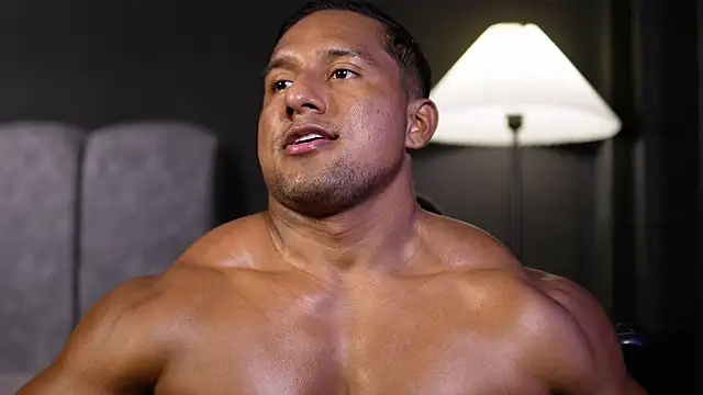 CallumMuscle online show from November 27, 2025, 4:07 pm