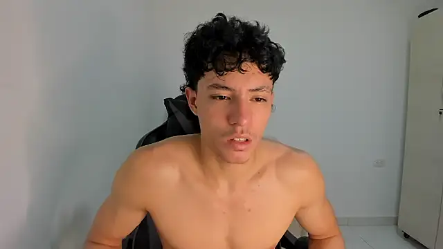 enzo sloran online show from April 3, 2026, 6:14 pm