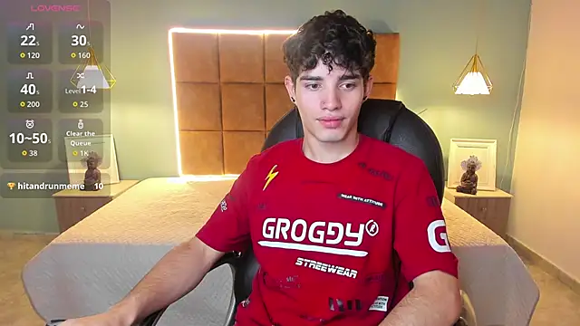 AlejooTwink online show from November 12, 2025, 2:48 am