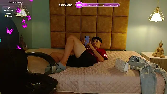 AlejooTwink online show from March 14, 2025, 9:21 pm