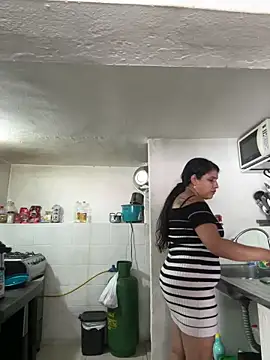 siri duque online show from February 9, 2026, 2:15 pm