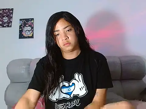 Snapshot of Kylie_martinez chatting on July 13, 2026, 12:21 am Kylie martinez online show from July 13, 2026, 12:21 am