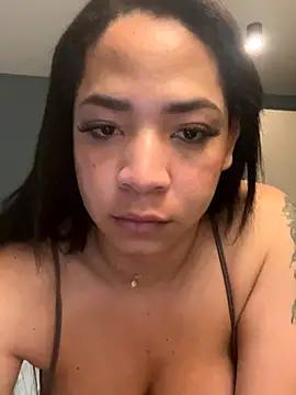 Kylie martinez online show from November 14, 2025, 11:58 am