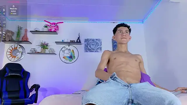 Snapshot of Noah_tyler_ chatting on October 9, 2025, 1:50 am Noah tyler online show from October 9, 2025, 1:50 am