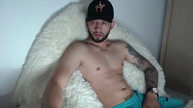 maxXximo777 online show from January 15, 2025, 6:50 pm