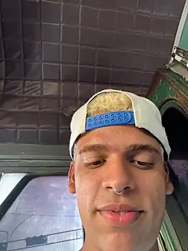 Leo bunny hot online show from November 9, 2025, 8:24 pm