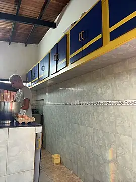 Leo bunny hot online show from November 3, 2025, 7:28 pm