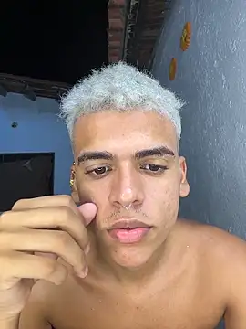 Leo bunny hot online show from April 14, 2026, 3:33 am