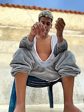 Leo bunny hot online show from February 7, 2026, 8:50 pm