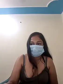 Snapshot of Queen_zara1 chatting on September 22, 2025, 5:57 am Queen zara1 online show from September 22, 2025, 5:57 am