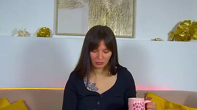 AlexandraBloom online show from February 27, 2026, 6:30 pm