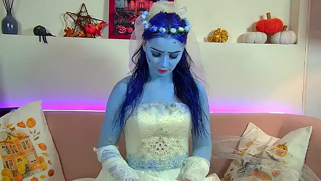 Snapshot of AlexandraBloom chatting on October 30, 2025, 6:27 pm AlexandraBloom online show from October 30, 2025, 6:27 pm