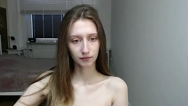 Snapshot of LUNA_delight chatting on April 3, 2026, 5:36 am LUNA delight online show from April 3, 2026, 5:36 am