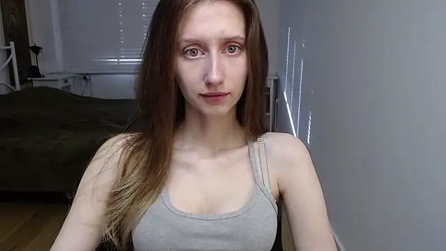Snapshot of LUNA_delight chatting on April 22, 2026, 5:47 am LUNA delight online show from April 22, 2026, 5:47 am