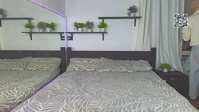 Ron Vils online show from November 11, 2025, 4:35 pm