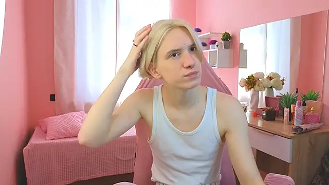 Ron Vils online show from October 12, 2025, 5:31 am