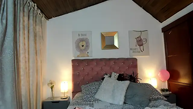 CelessteRedds online show from March 20, 2026, 12:06 pm