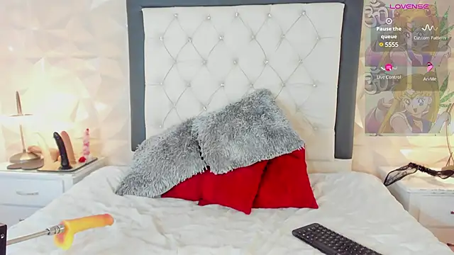 Snapshot of Miranda_Foxx chatting on March 19, 2025, 10:20 pm Miranda Foxx online show from March 19, 2025, 10:20 pm