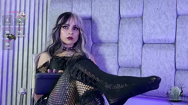 Alice noir online show from September 22, 2025, 10:27 pm