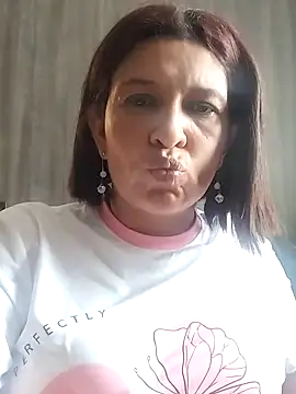 Slut Milf  online show from February 10, 2026, 7:57 pm