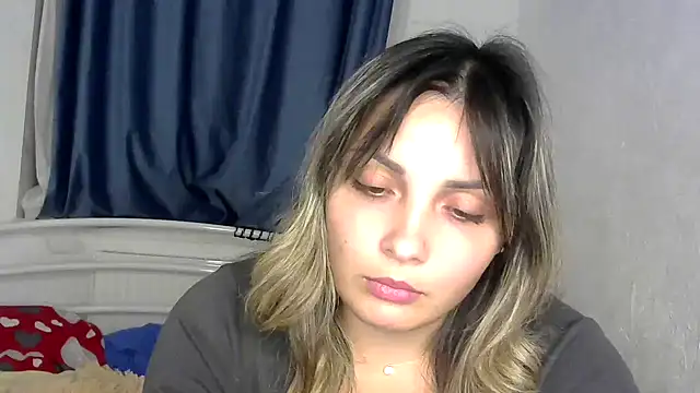 Snapshot of Iskor_ka chatting on October 23, 2025, 8:18 pm Iskor ka online show from October 23, 2025, 8:18 pm