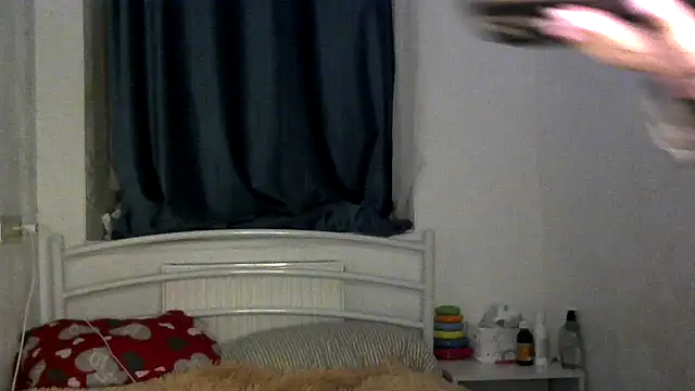 Snapshot of Iskor_ka chatting on November 13, 2025, 8:24 pm Iskor ka online show from November 13, 2025, 8:24 pm